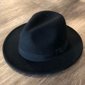 Fedora in Black (NEVER WORN)
